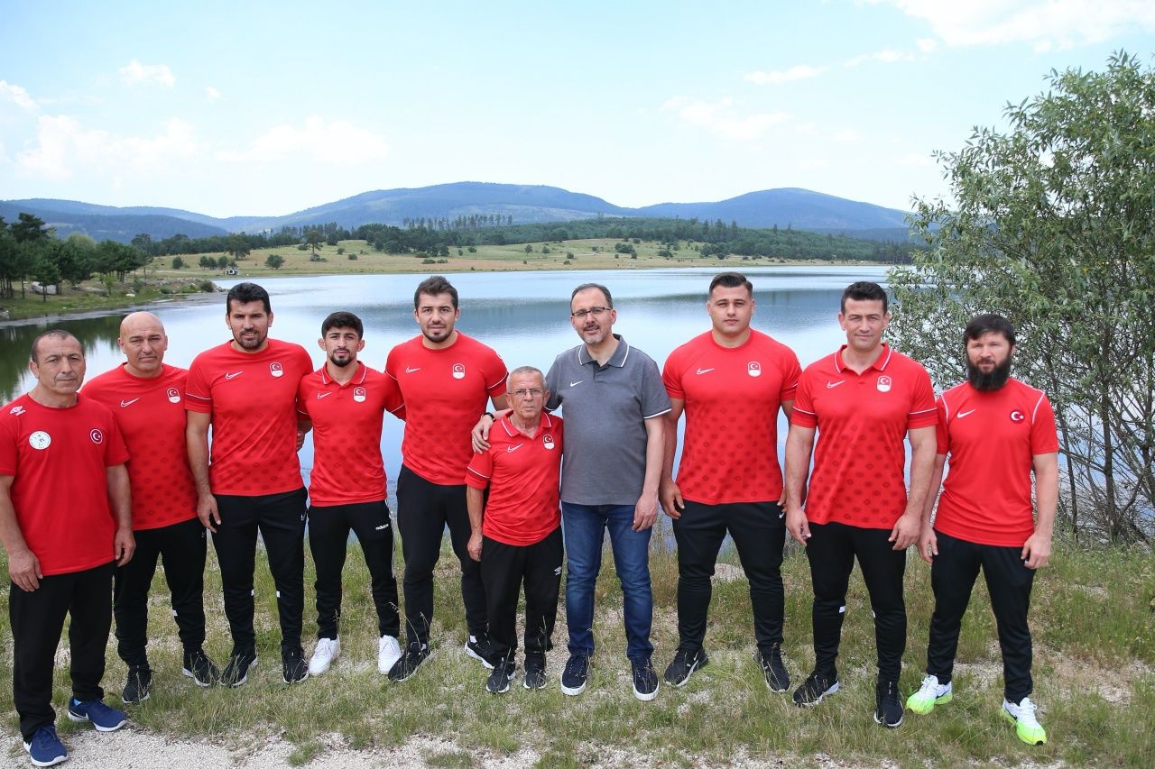 Türkiye'nin Tokyo 2020 Güreş Milli Takımı, Bolu'da olimipyat hazırlıklarını sürdürüyor 4