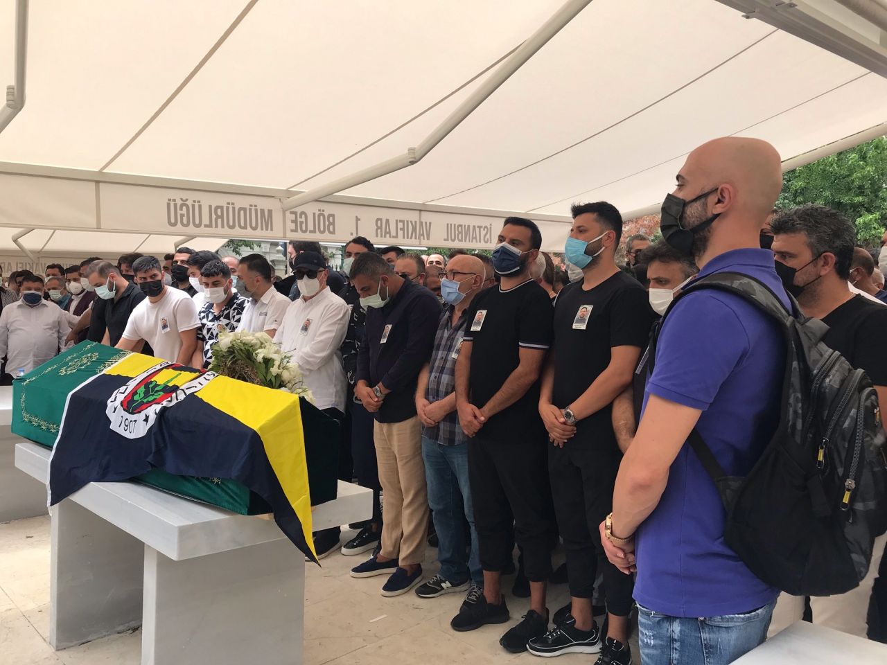 Alişan’ın kardeşi Selçuk Tektaş vefatıyla sevenlerini yasa boğdu! Ölümünün ardından ünlü isimlerden yürek yakan paylaşımlar… 7