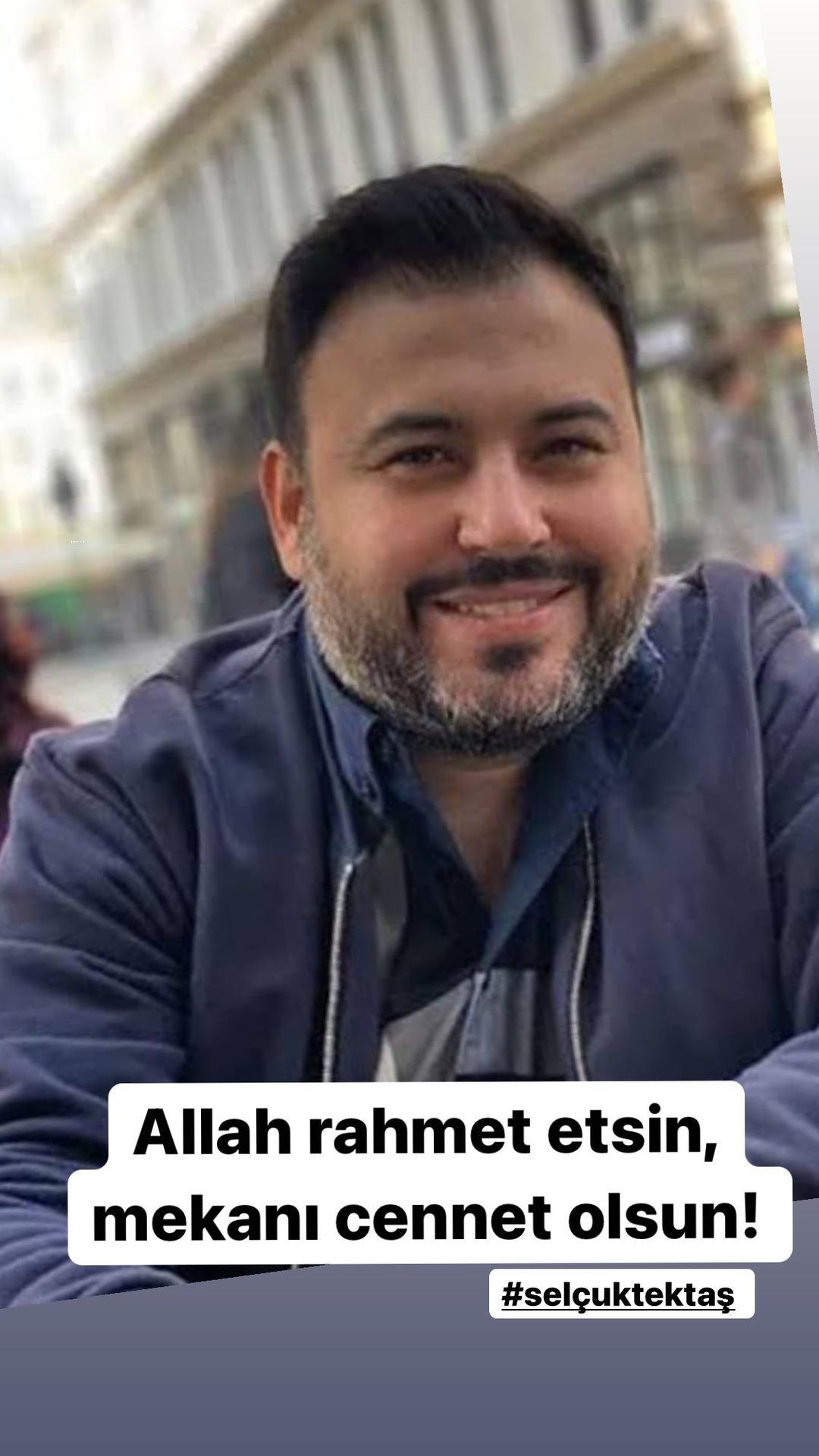 Alişan’ın kardeşi Selçuk Tektaş vefatıyla sevenlerini yasa boğdu! Ölümünün ardından ünlü isimlerden yürek yakan paylaşımlar… 42
