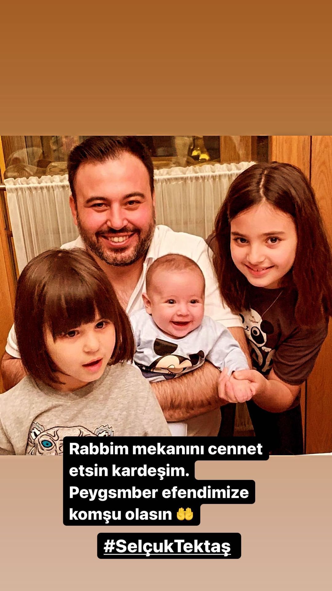 Alişan’ın kardeşi Selçuk Tektaş vefatıyla sevenlerini yasa boğdu! Ölümünün ardından ünlü isimlerden yürek yakan paylaşımlar… 24