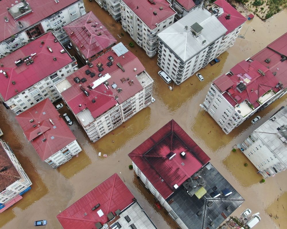 Artvin'de sel seferberliği! Afetin izlerini silmeye çalışıyorlar 25