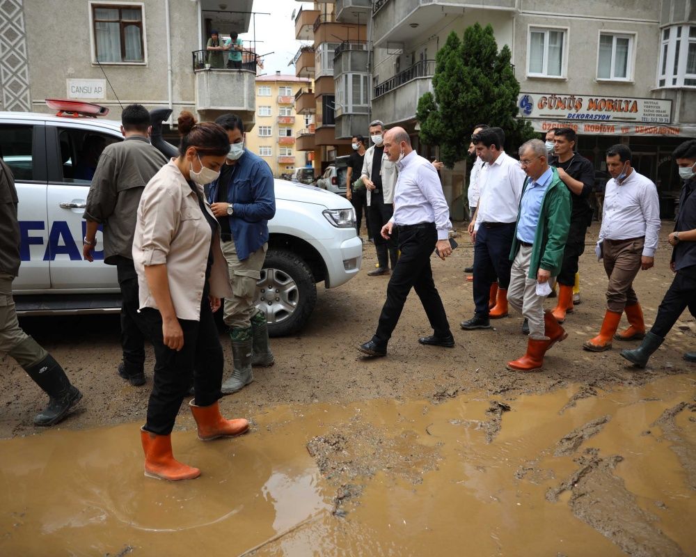 Doğu Karadeniz'de sel felaketinin bilançosu ağır oldu! Artvin'de selin izleri siliniyor 17