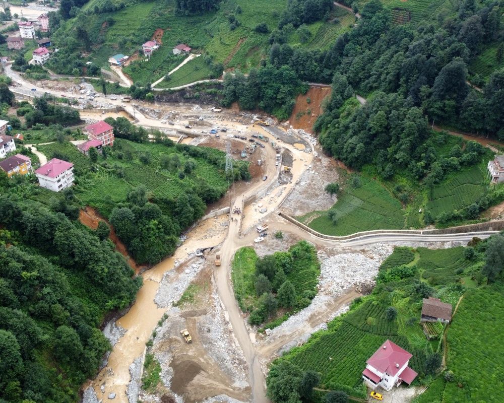 Doğu Karadeniz'de sel felaketinin bilançosu ağır oldu! Artvin'de selin izleri siliniyor 39