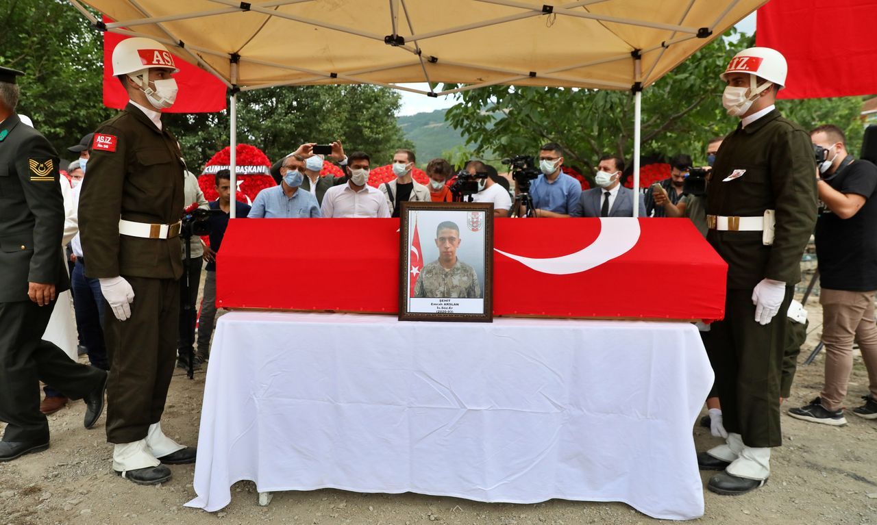 El Bab şehidi Emrah Arslan'a son görev 5