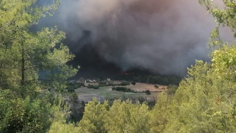 Manavgat alevlere teslim! Köyler tamamen yandı! Çok sayıda yaralı var... 3