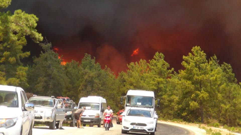 Manavgat alevlere teslim! Köyler tamamen yandı! Çok sayıda yaralı var... 12