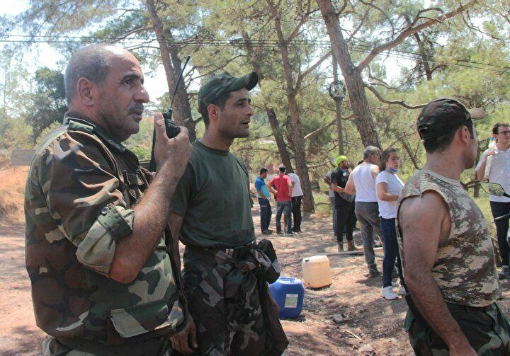 Felaket bölgesinde 'Gardaş' desteği: Alevlerin arasına daldılar! 3