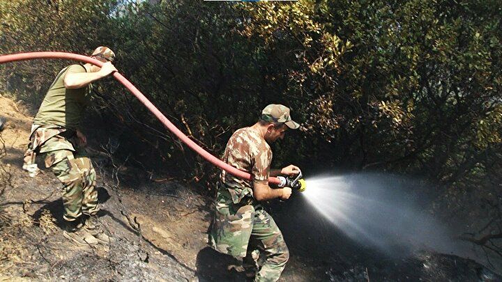 Felaket bölgesinde 'Gardaş' desteği: Alevlerin arasına daldılar! 7