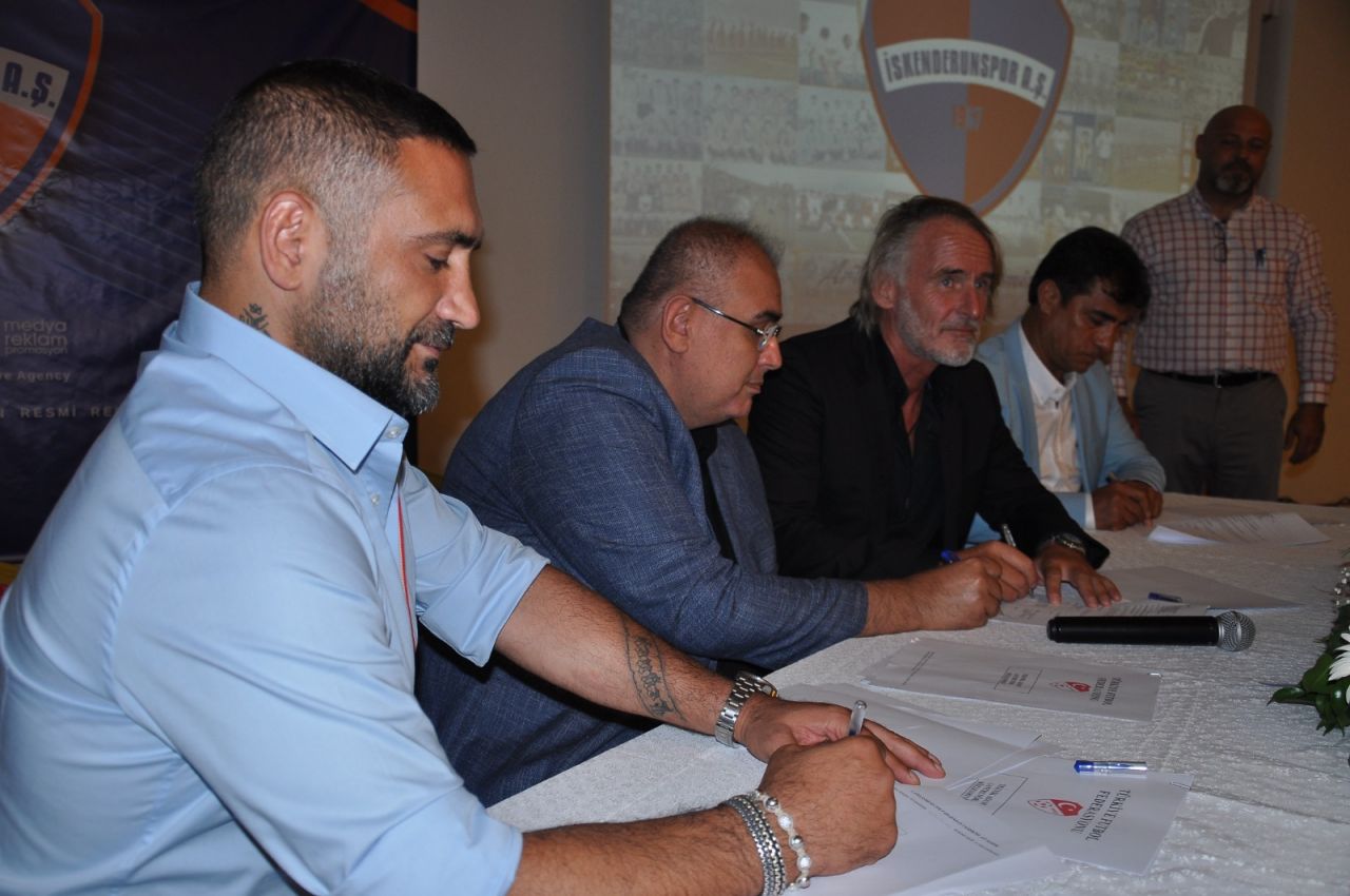 Süper Lig 2021-22 sezonu transfer hareketleri 22
