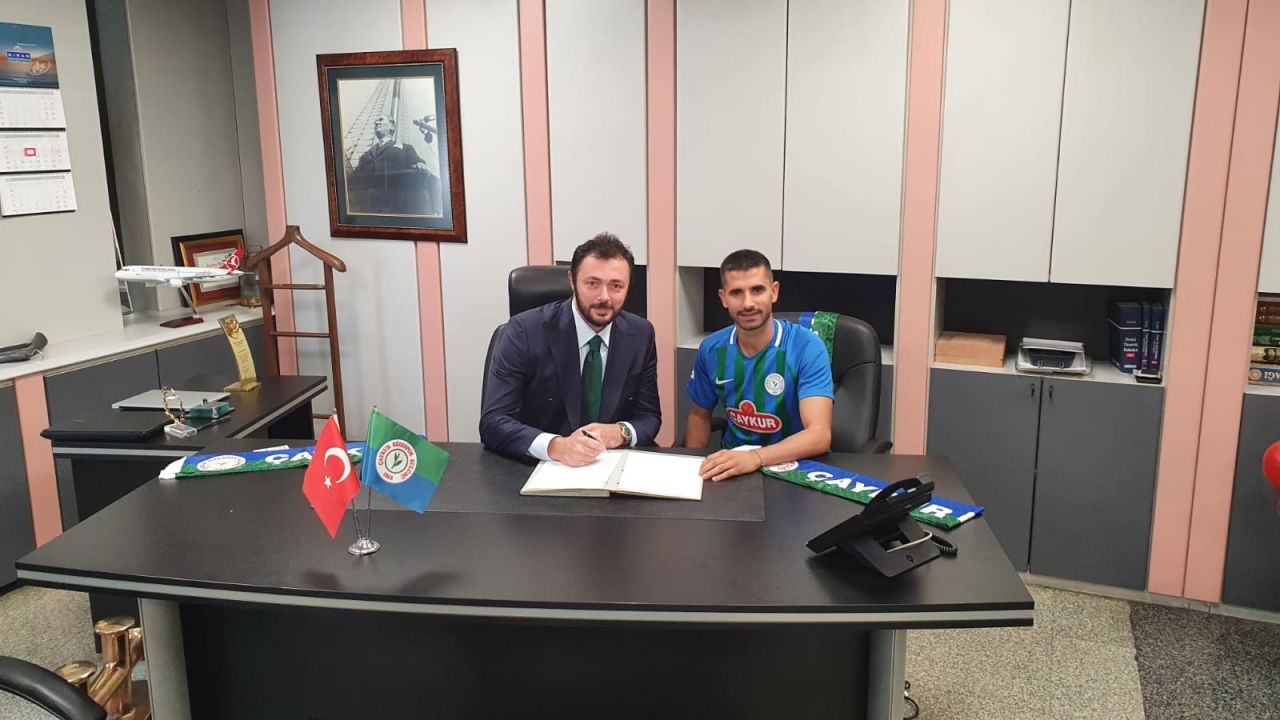 Süper Lig 2021-22 sezonu transfer hareketleri 31