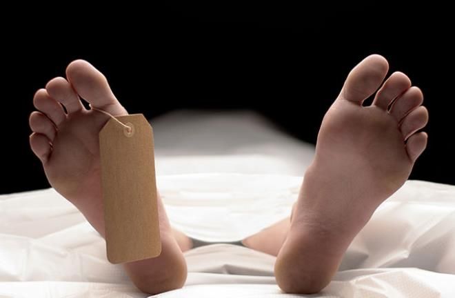 Tıp öğrencisi neye uğradığını şaşırdı: Masadaki kadavra arkadaşı çıktı! 5