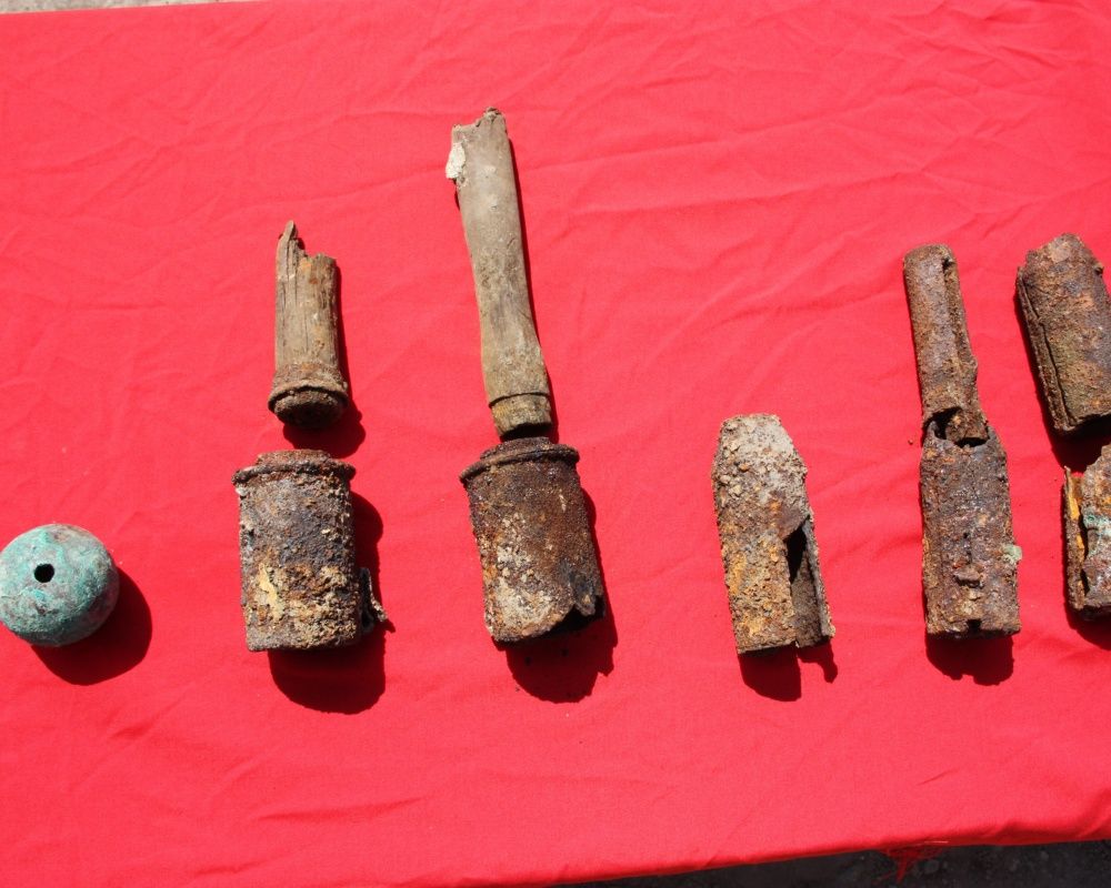 Diyarbakır'da Amida Höyük'te devam eden kazılarda 1. Dünya Savaşı'na ait 782 adet el bombası bulundu 4