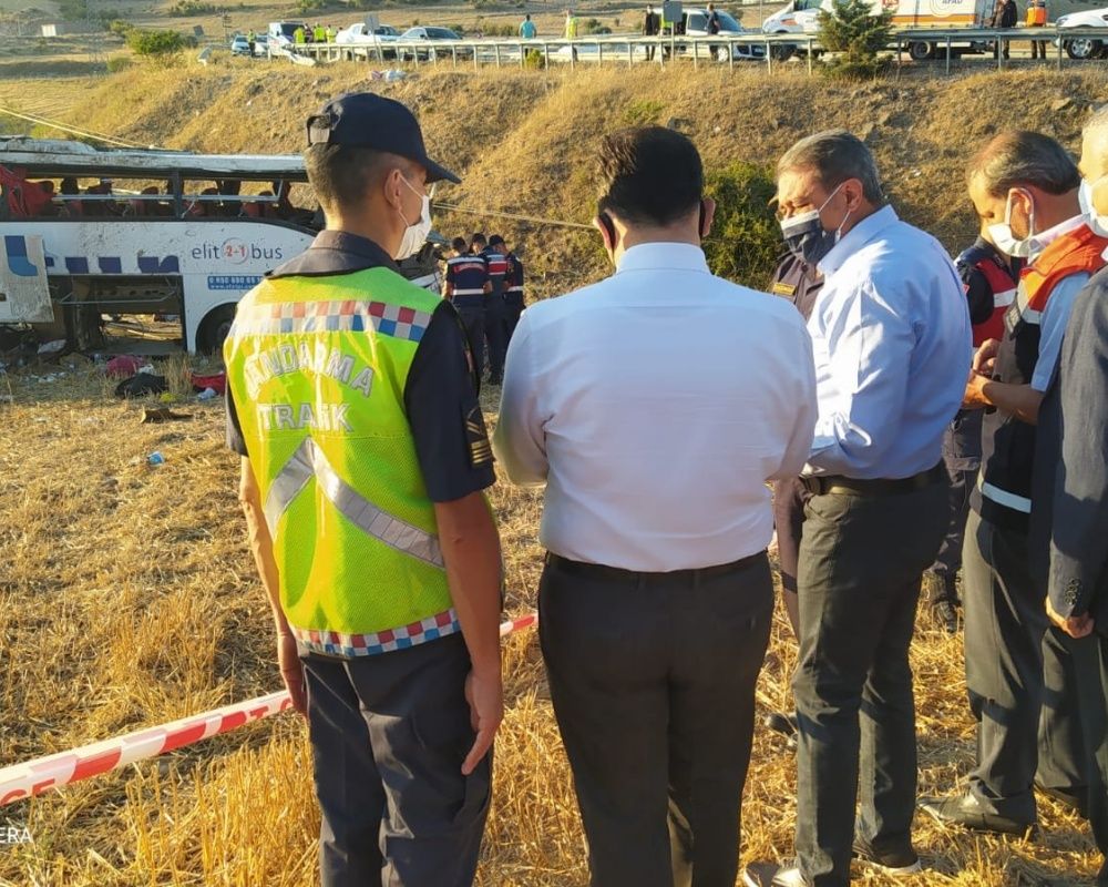 15 kişiye mezar oldu! Balıkesir'deki korkunç kazadan arda kalanlar... 28