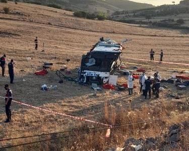 15 kişiye mezar oldu! Balıkesir'deki korkunç kazadan arda kalanlar... 29