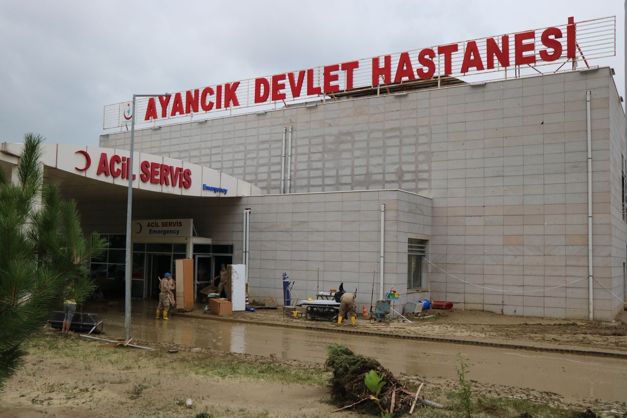 Sel suları çekildi, felaketin boyutu ortaya çıktı 20