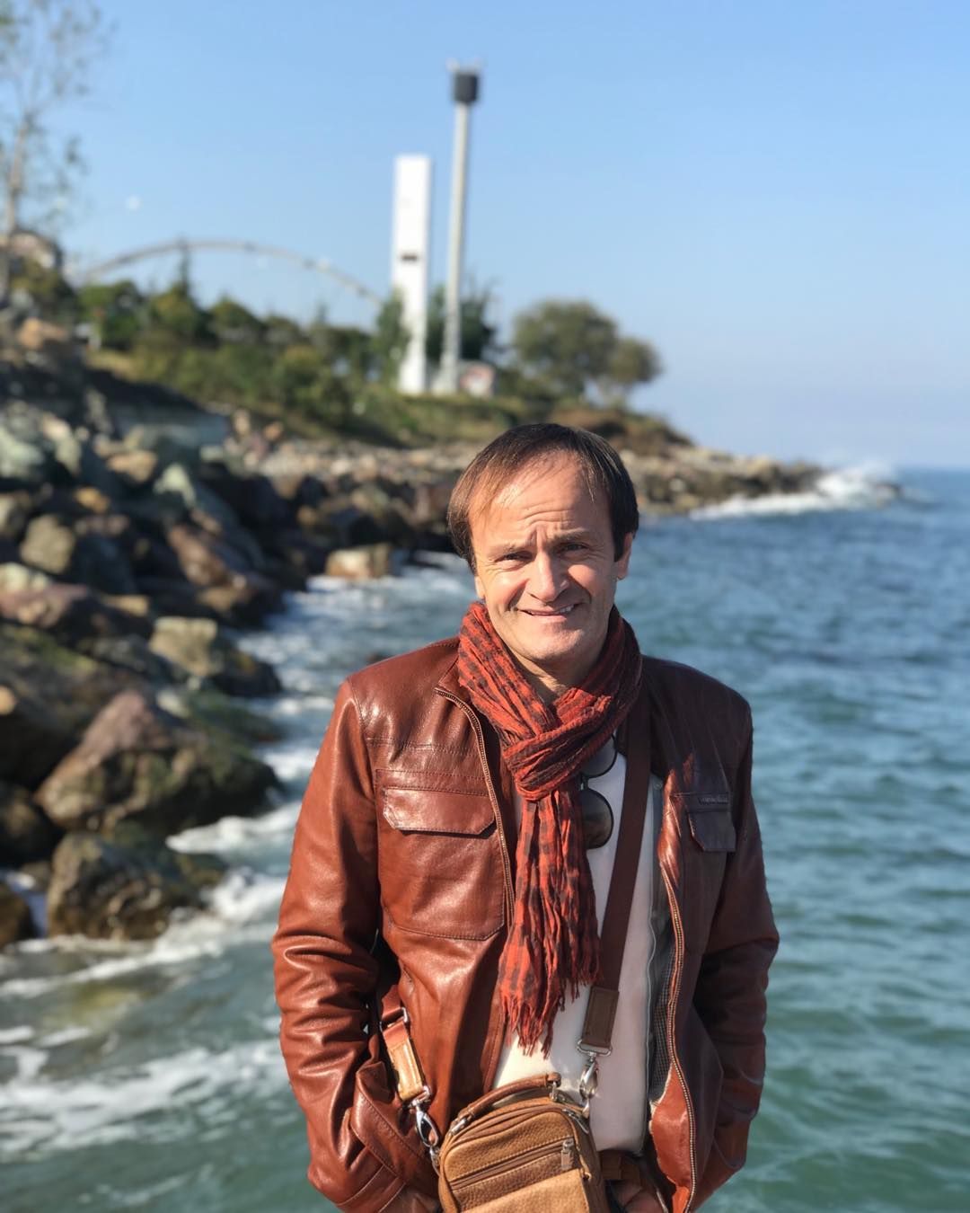 Cenazede tepki çeken olay! Hayatını kaybeden 'Cimilli İbo' lakaplı şarkıcı İbrahim Özer son yolculuğuna uğurlandı 3