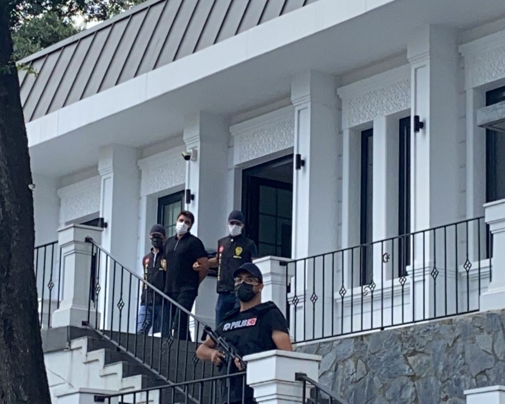 Öldüresiye dövmüştü! Manken Gizem Akbaş saplantılı eski sevgilisinin tahliyesine isyan etti 6