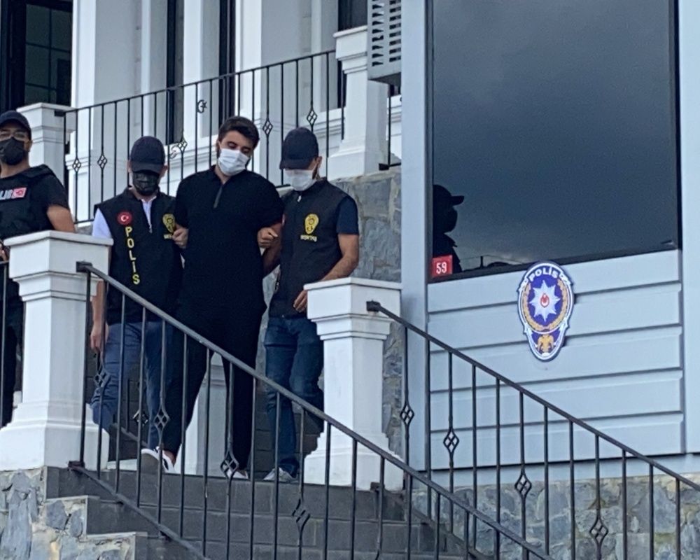 Öldüresiye dövmüştü! Manken Gizem Akbaş saplantılı eski sevgilisinin tahliyesine isyan etti 22