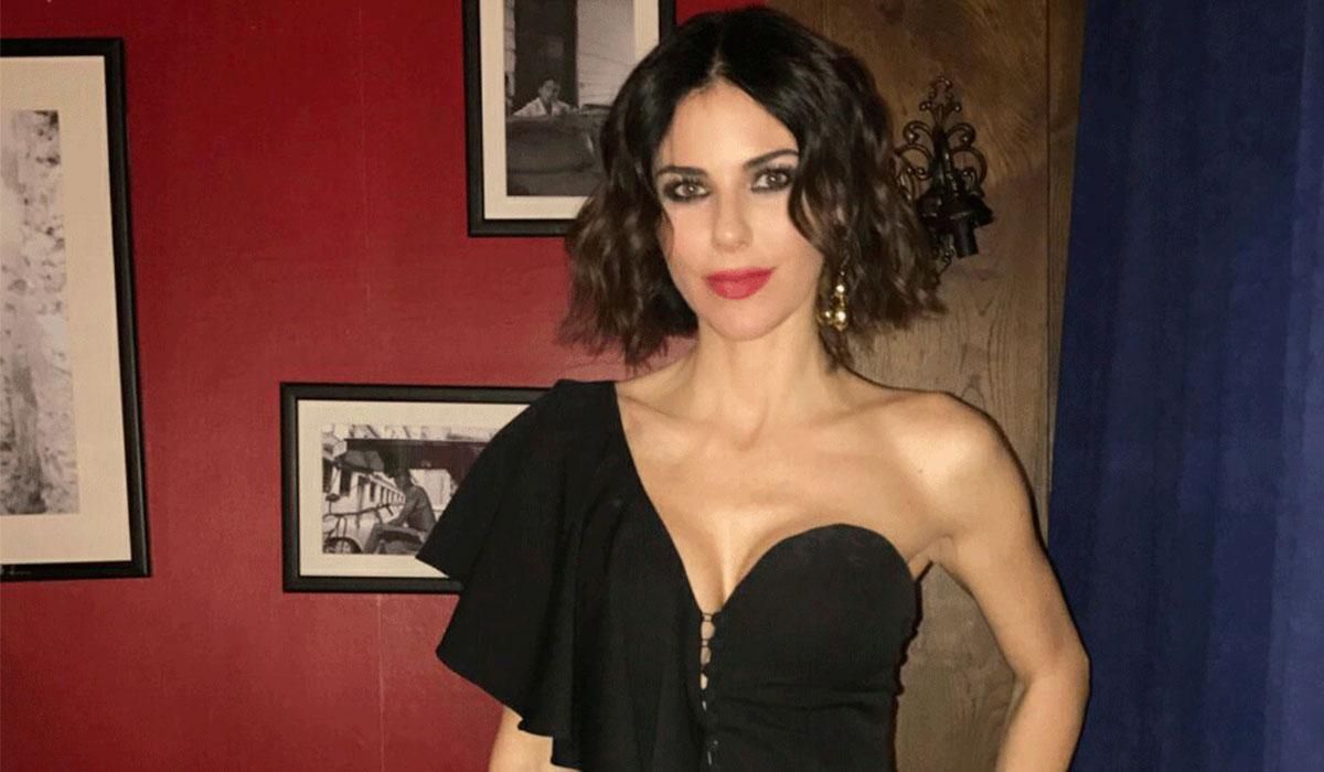 Defne Samyeli'den görülmemiş hareket! Sahne provasına bikini ile katıldı! İddialı pozları olay oldu! 3