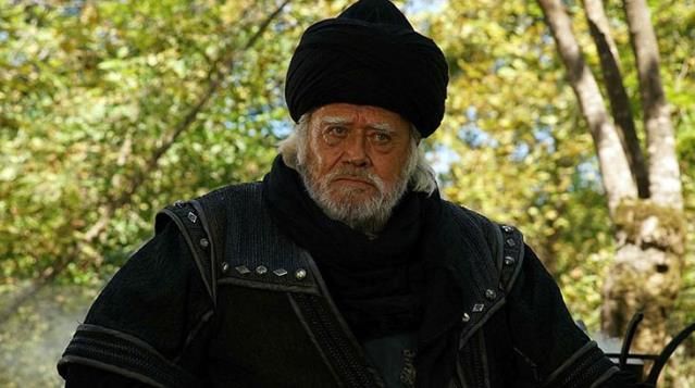 Cüneyt Arkın'ın kızı yıllar sonra ortaya çıktı! Usta sanatçı bilinmeyen gerçeği açıkladı! 9