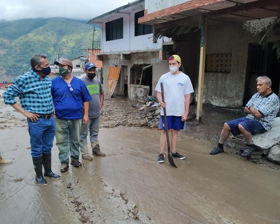 Venezuela’da toprak kayması! Çok sayıda kişi hayatını kaybetti 10