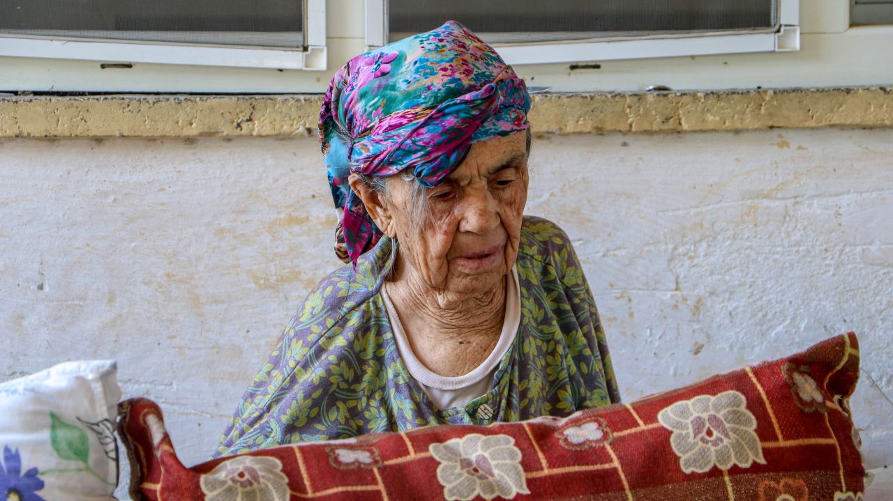 Fatma Teyze yeni evine kavuşuyor! Demet Akalın müjdeyi sosyal medyadan verdi 8