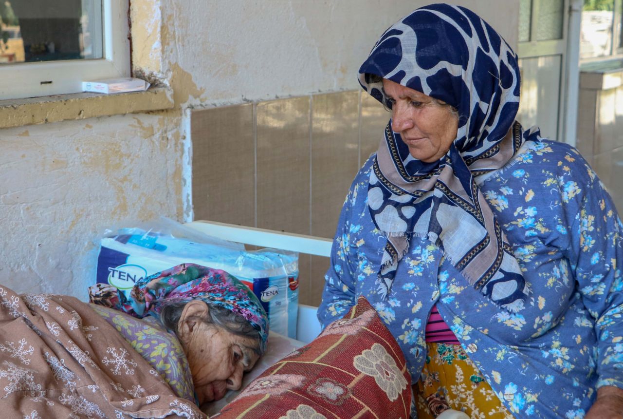 Fatma Teyze yeni evine kavuşuyor! Demet Akalın müjdeyi sosyal medyadan verdi 11