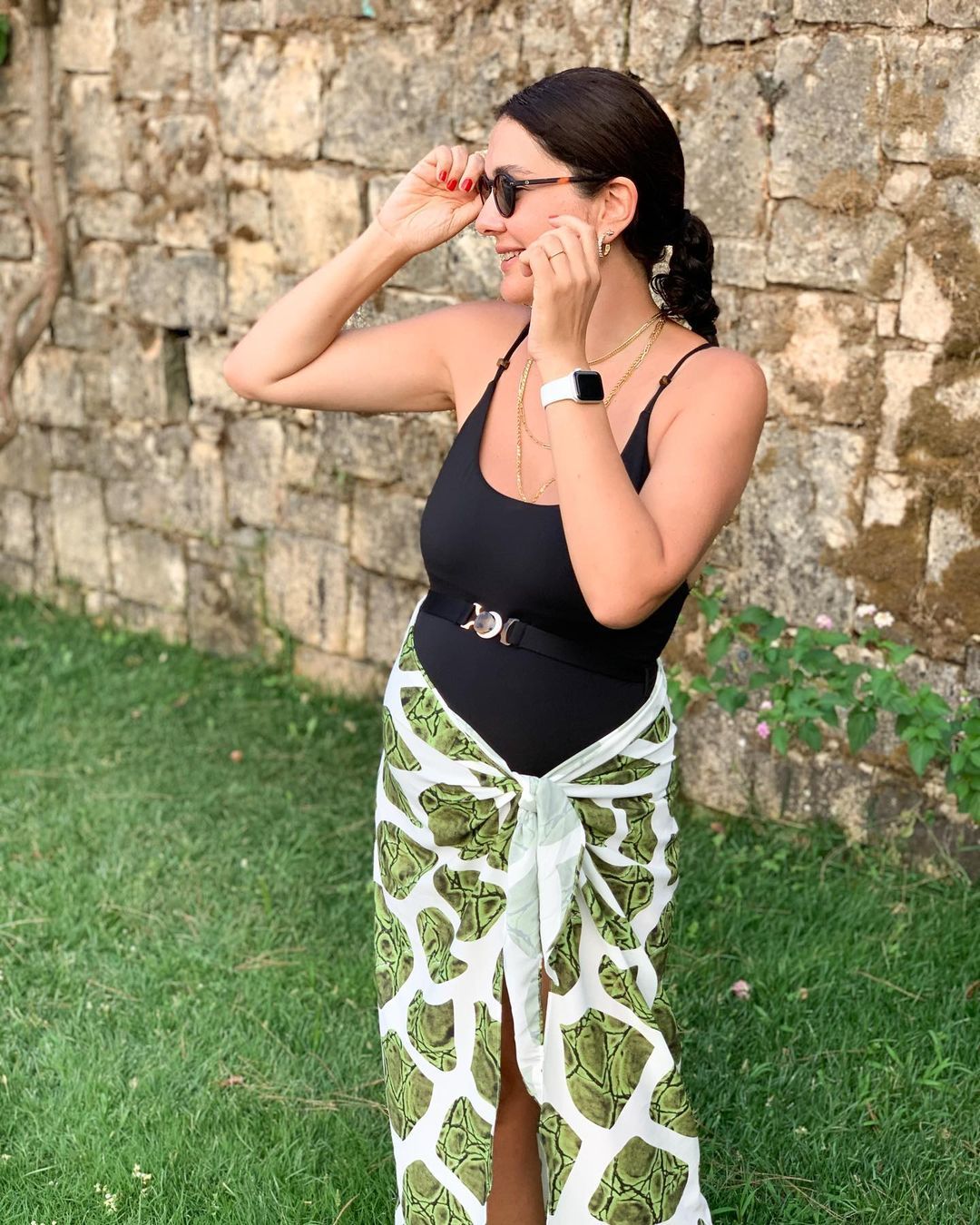 Anne olmak için gün sayıyor! İşte hamileliğinde 30. haftayı geride bırakan Bergüzar Korel'in son hali 12