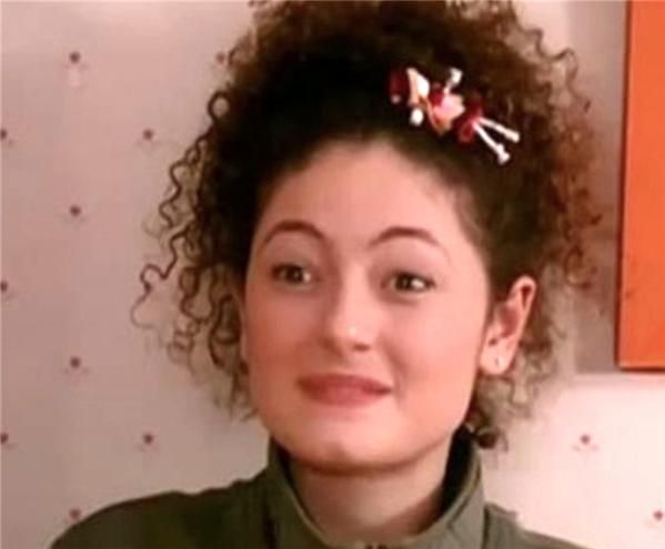 Selena dizisinin Kıvılcım'ı Hazal Şenel'in müthiş değişimi! Yıllar sonraki halini paylaştı! 3