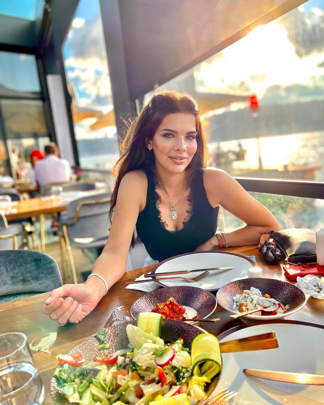 Sihirli Annem’in Tuğçe’si Damla Ersubaşı'nın son hali sosyal medyayı salladı 13