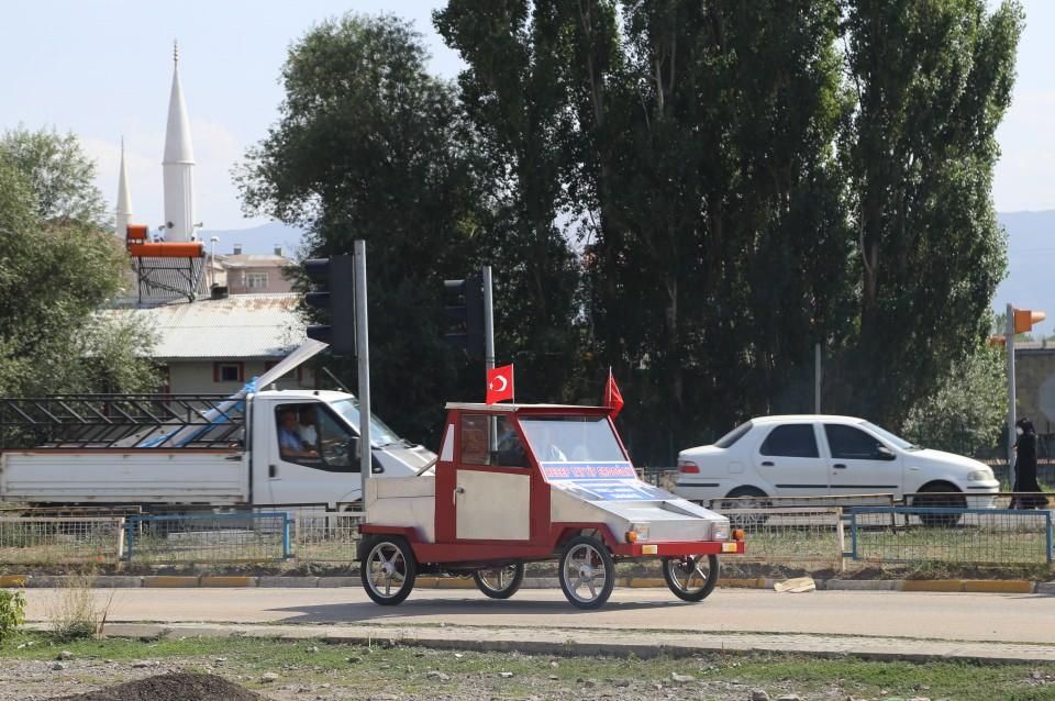 Cumhurbaşkanı Erdoğan'ın sözünden etkilenip yerli araç yaptı: Bu uğurda servetimi harcadım! 10