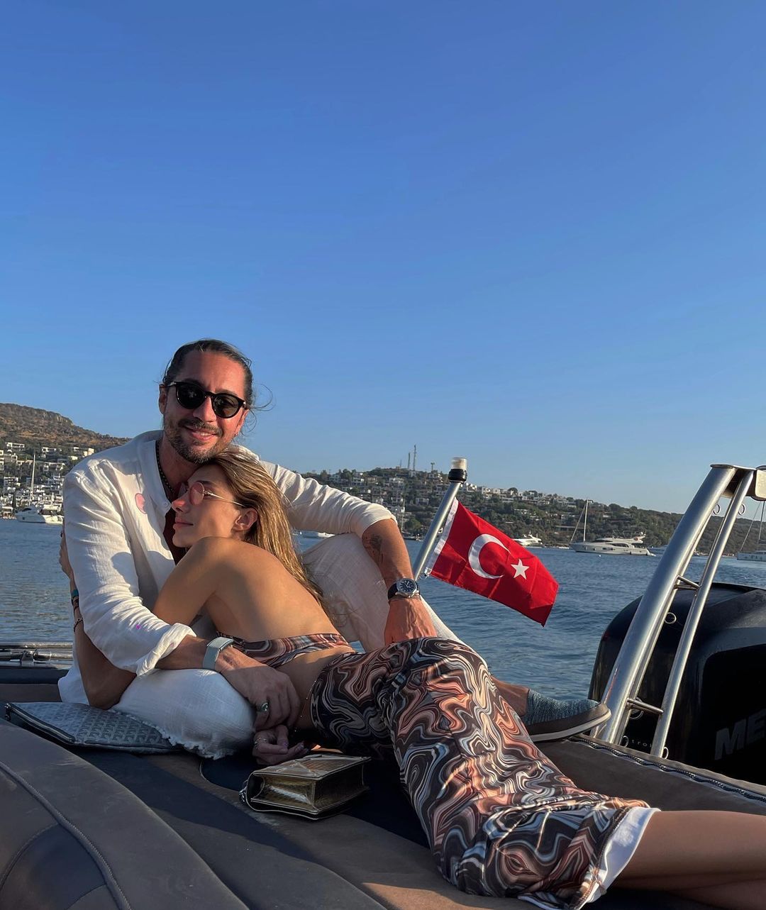 Yiğit Marcus Aral ile Şevval Şahin aşkı tam gaz devam! Kerem Kamışlı ucuz kurtulmuş… 15
