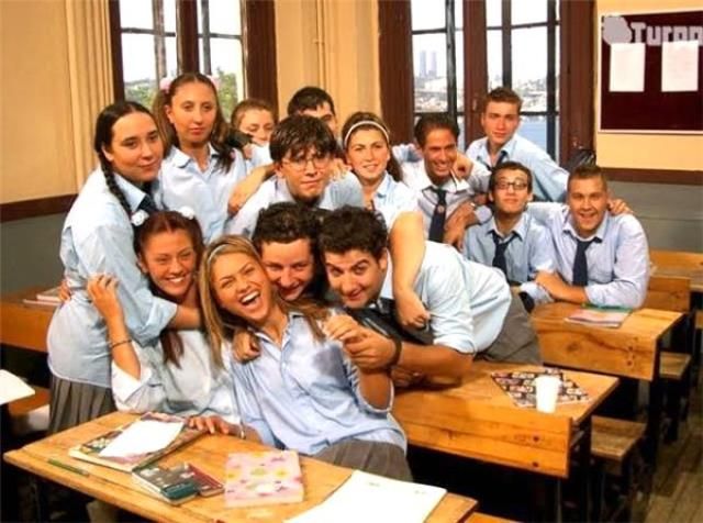 Yıllar Kikirik Ayşe'yi çok değiştirdi! Hayat Bilgisi dizisinin yıldızı herkesi büyüledi! 2