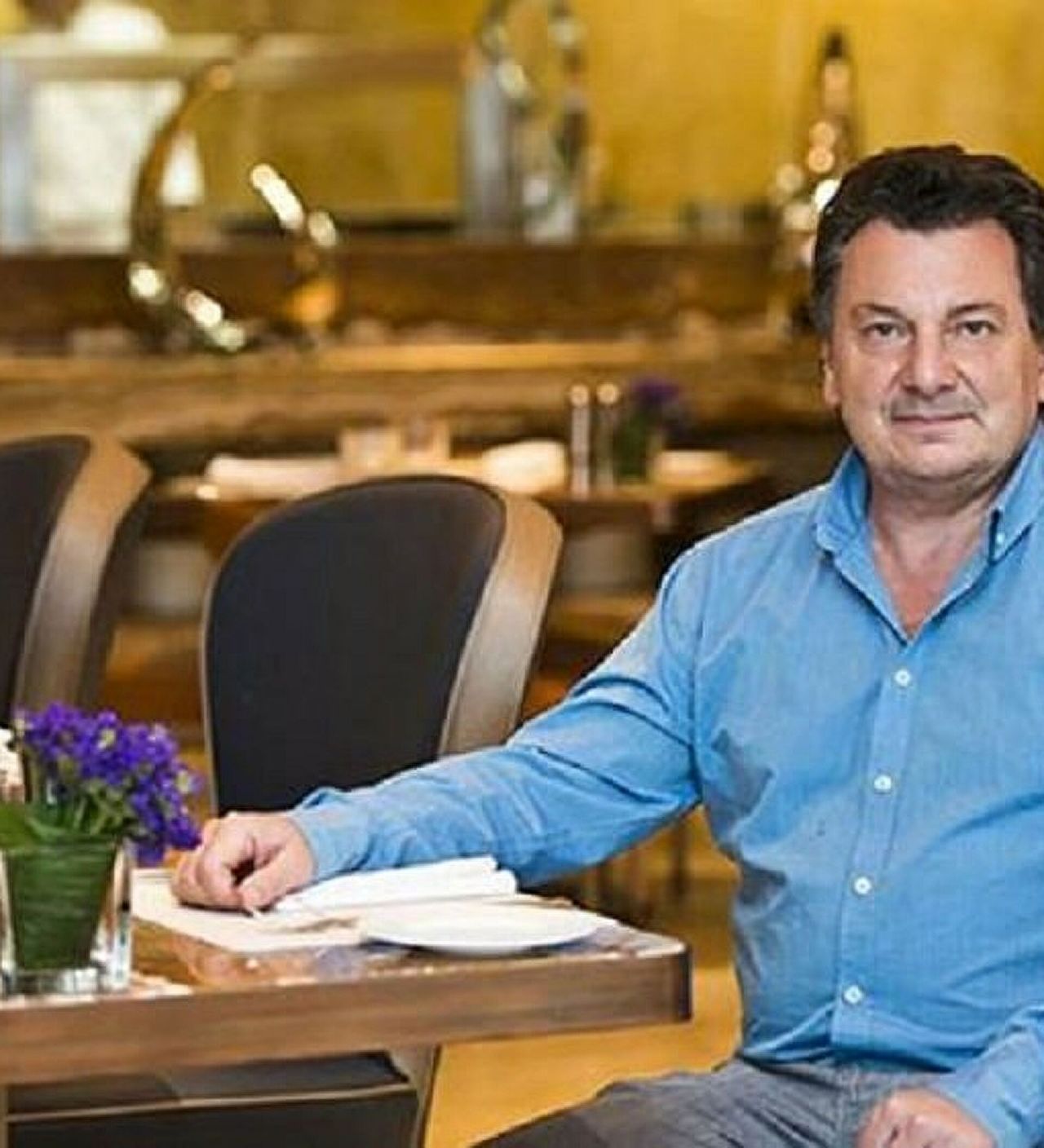 Vedat Milor saçlarını uzattı! Hayranlarının gazabına uğradı! İşte Vedat Milor'un son hali! 1