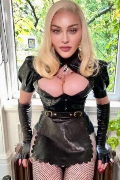 Madonna tuvaletten fotoğraf paylaştı! Dünya ayağa kalktı! 4