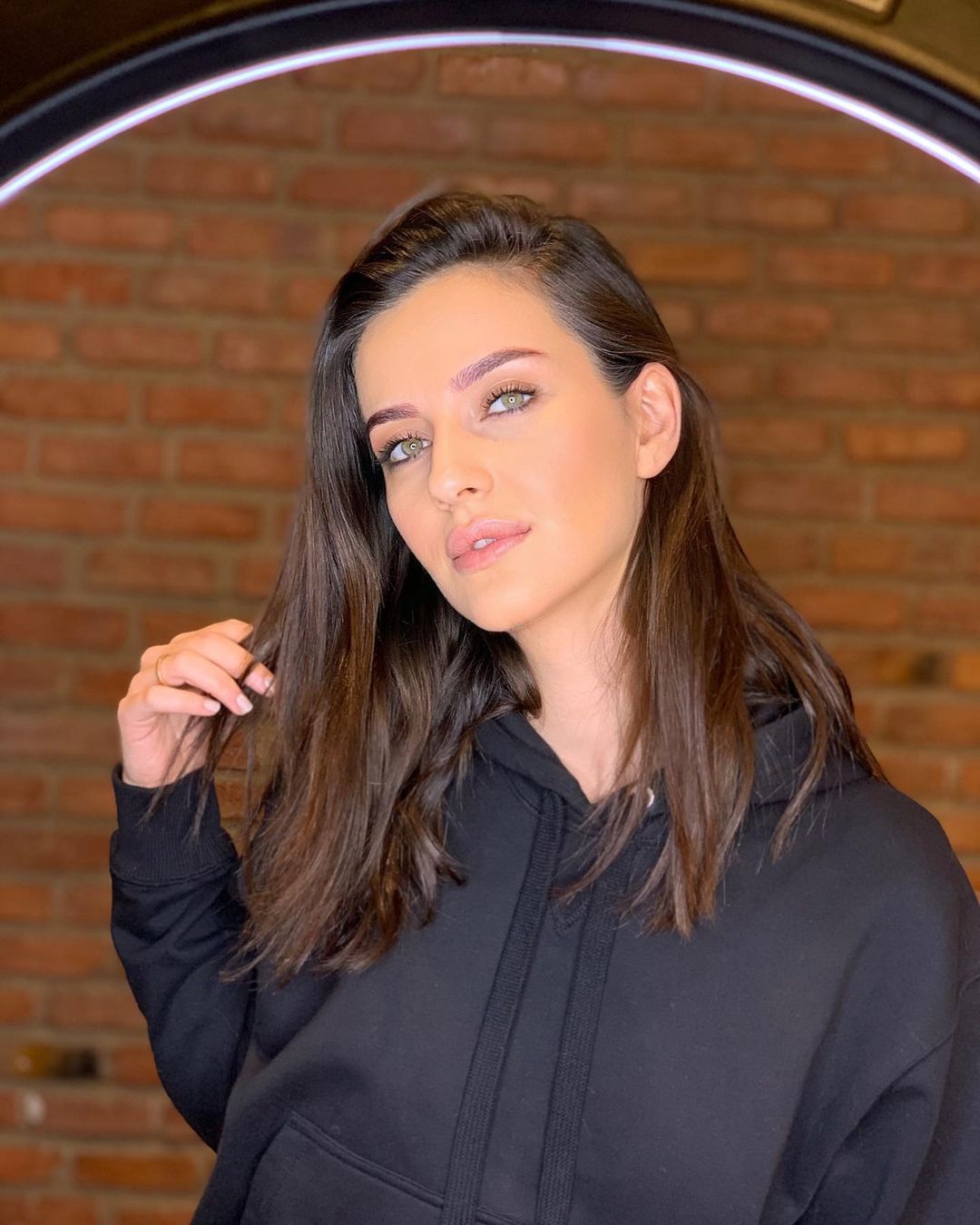 Talihsiz kaza! İrem Helvacıoğlu dizi setinde ölümden döndüğü o anları ilk kez anlattı 5