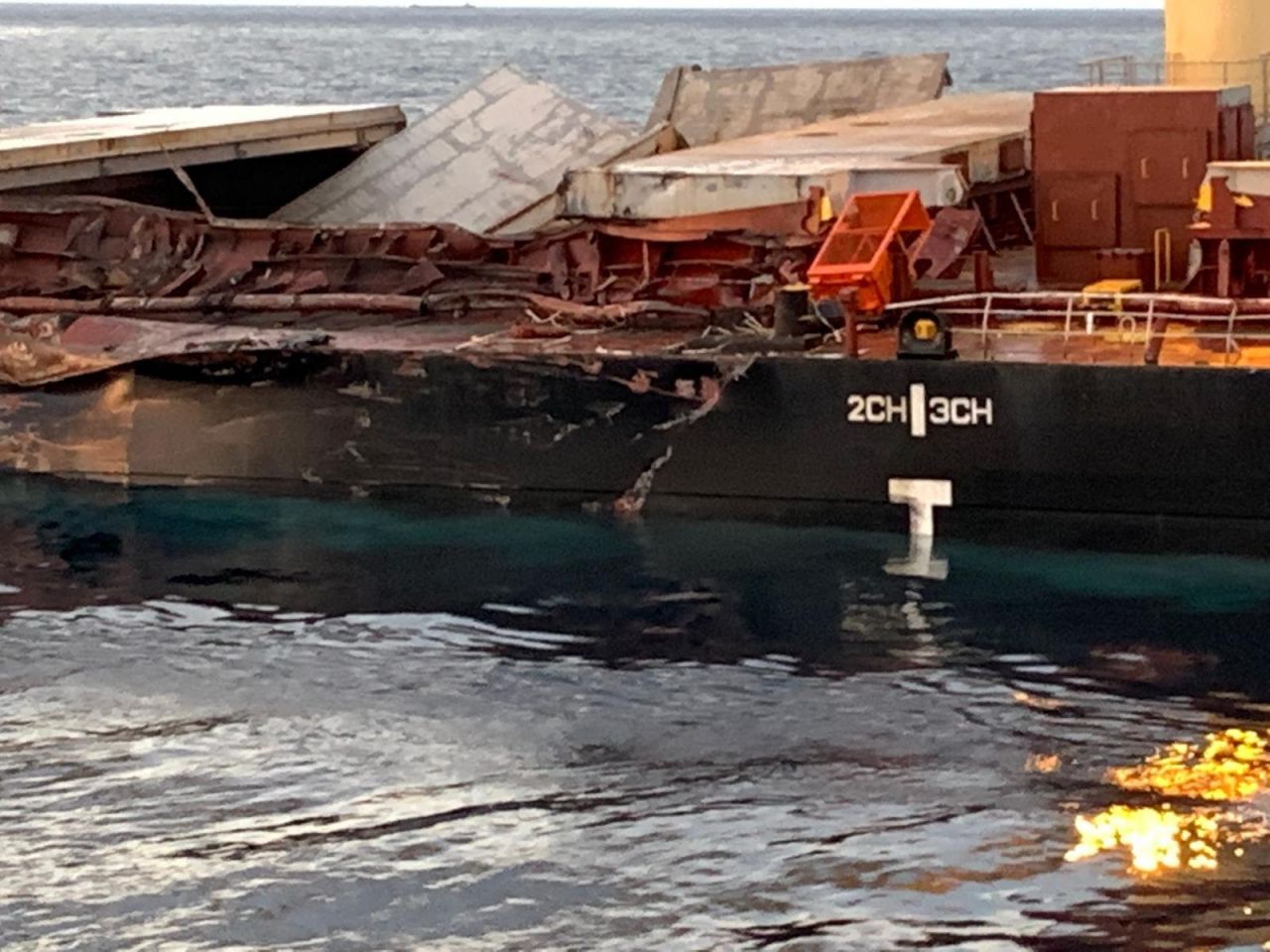Çanakkale Bozcaada açıklarında feci kaza! İki gemi çarpıştı 6
