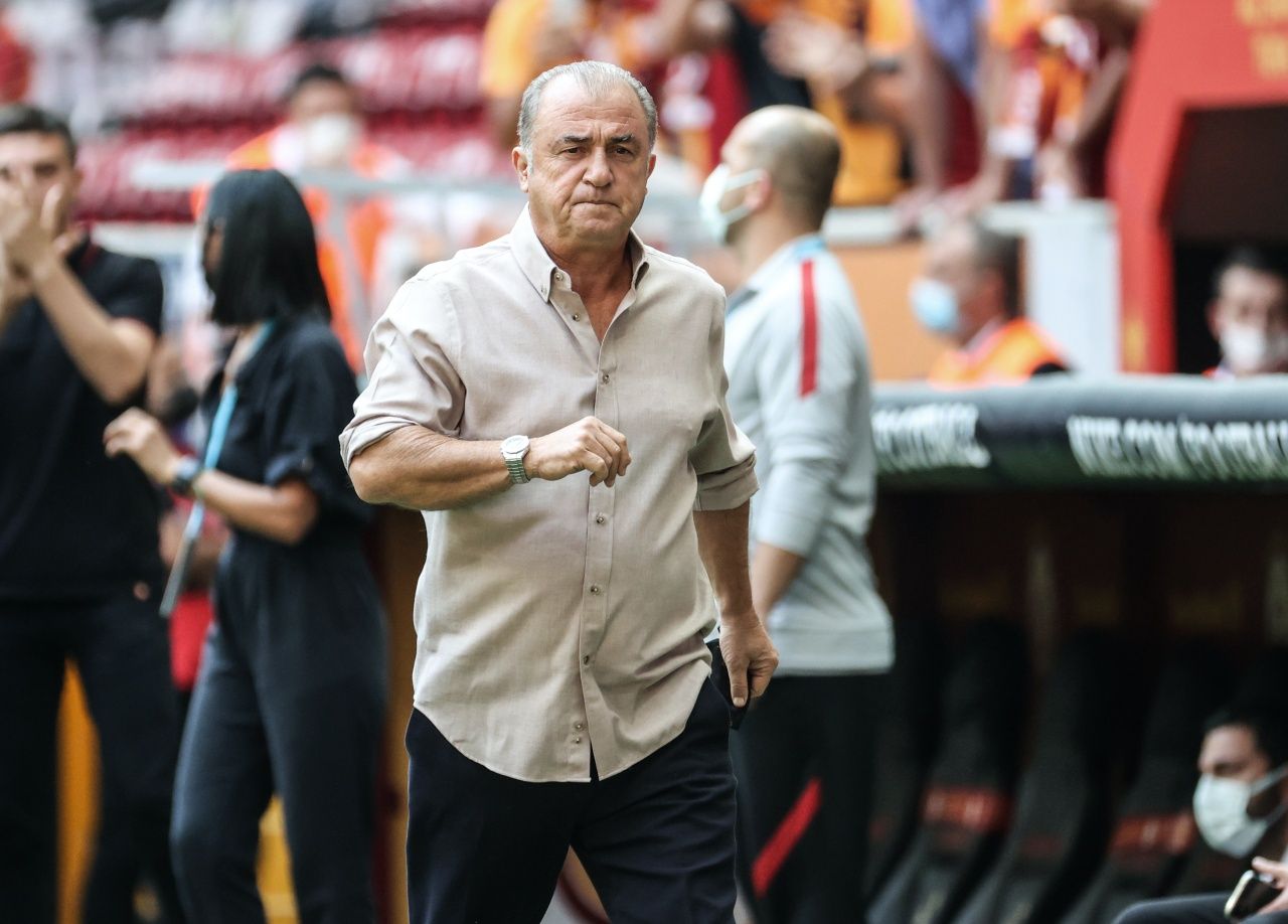 Fatih Terim: İçeri morali bozuk gelen var, ağlayan var. Galatasaray taraftarı bunu yapmamalı 6