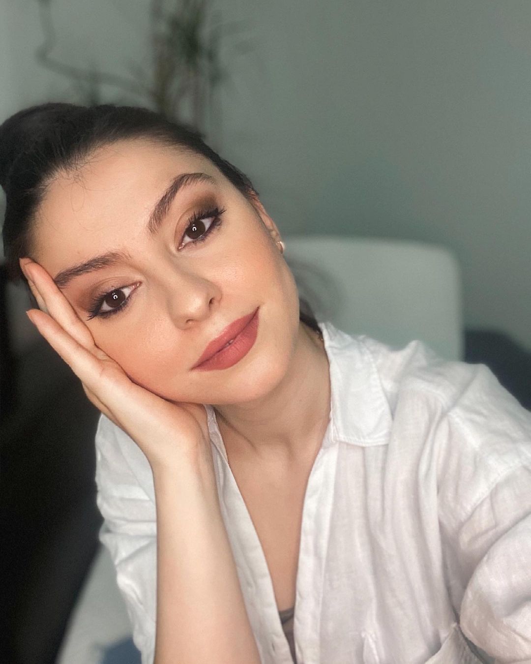 Yıllar içerisindeki değişimine inanamayacaksınız! Cennet Mahallesi'nin Ayşe'sini bir de şimdi görün 21