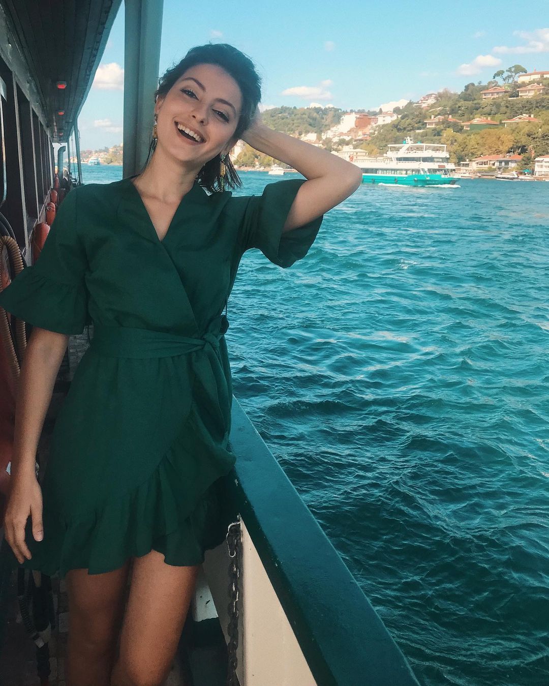 Yıllar içerisindeki değişimine inanamayacaksınız! Cennet Mahallesi'nin Ayşe'sini bir de şimdi görün 8