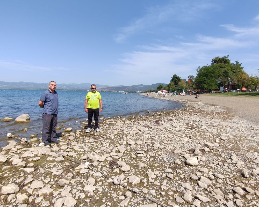 Türkiye'nin beşinci büyük gölünde korkutan kuraklık! İznik Göl'ünde sular 200 metre çekildi 10