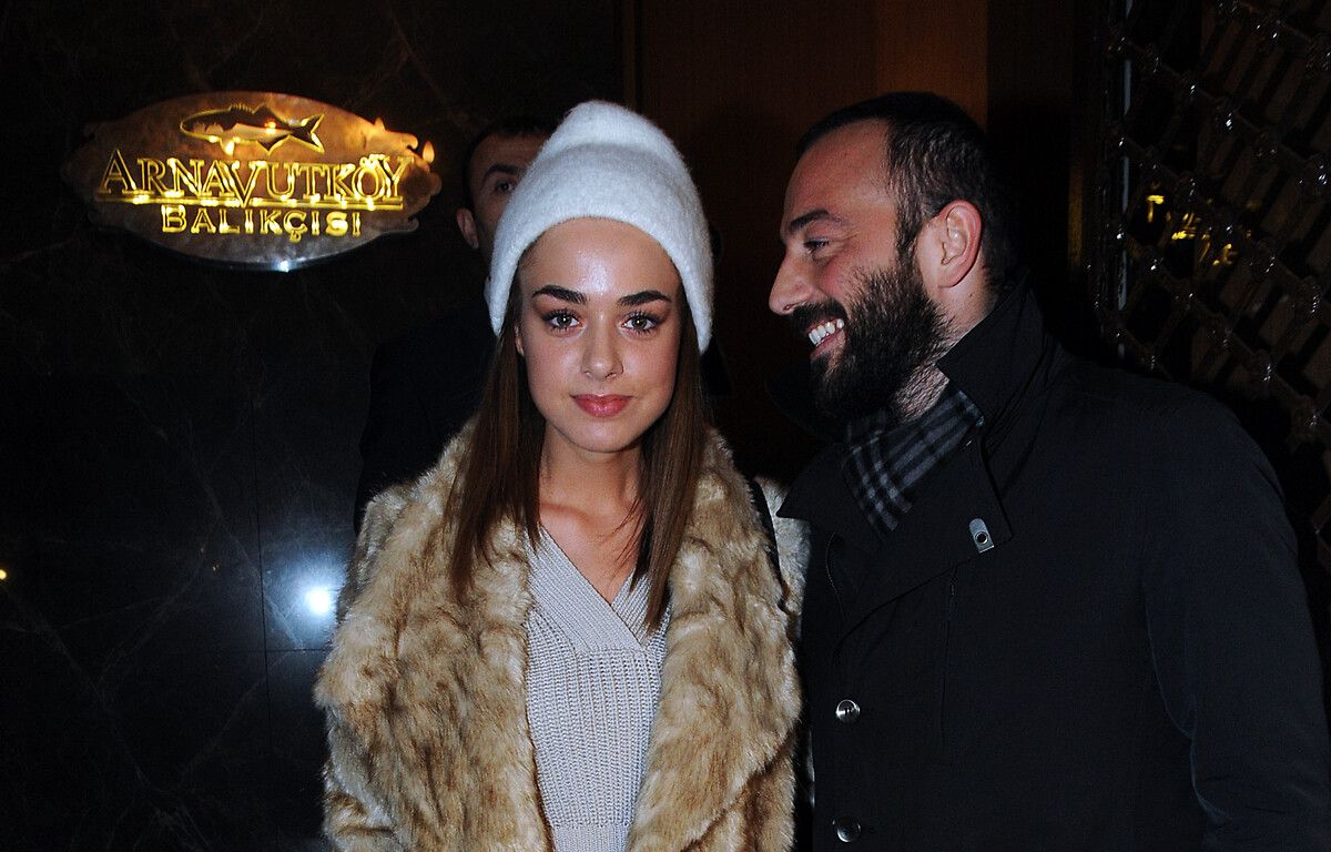 'Evliliğimizde hassas bir süreçteyiz' diyen Bensu Soral ve Hakan Baş kararını verdi 24