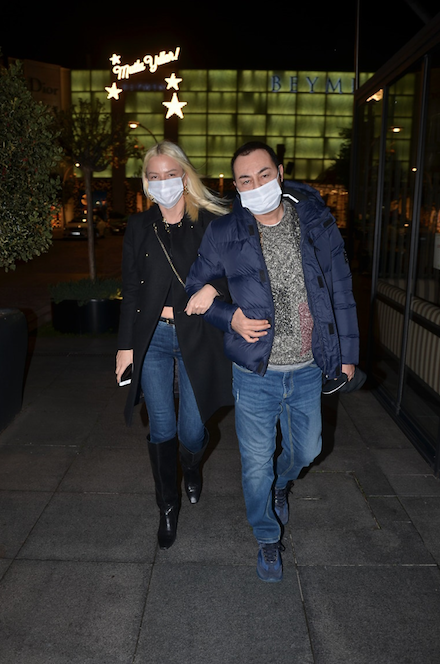 Seçil Gür'den sevgilisi Serdar Ortaç'ın eski eşi Chloe Loughnan ile ilgili çok konuşulacak itiraf 20