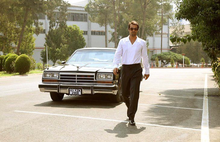 Fahriye Evcen'in ikizi ünlü oyuncunun eşi çıktı! Görenler gözlerine inanamıyor! 3