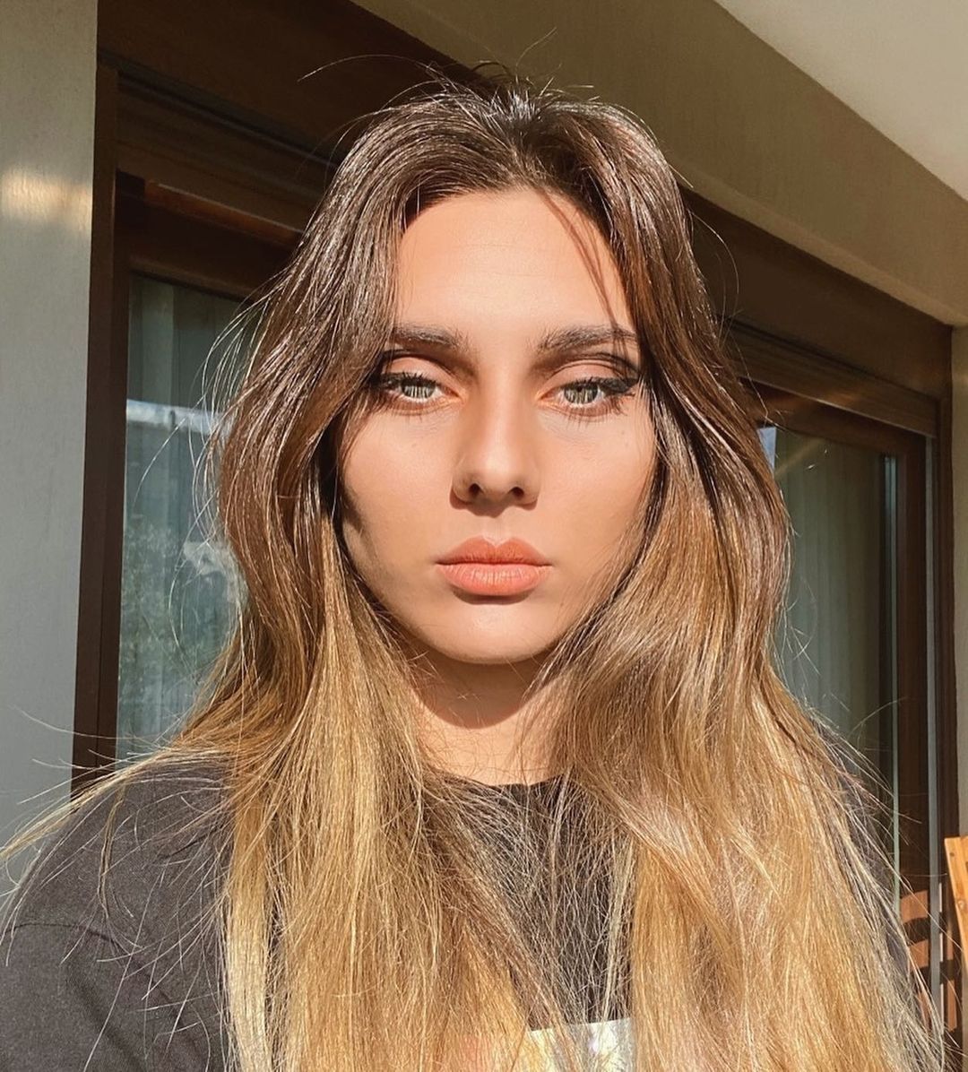 Survivor'daki halini unutun! Tuğçe Melis Demir estetik operasyonlarla bambaşka birine dönüştü 15