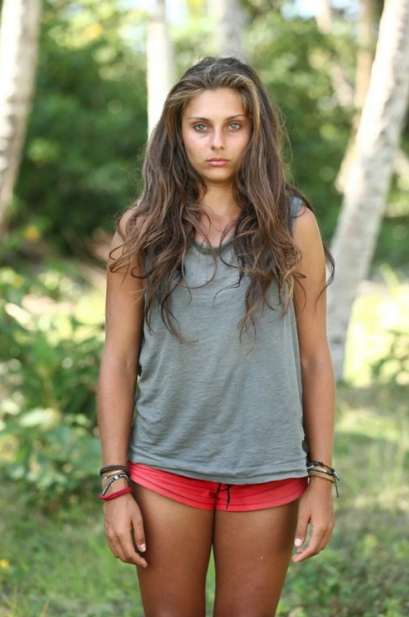 Survivor'daki halini unutun! Tuğçe Melis Demir estetik operasyonlarla bambaşka birine dönüştü 1