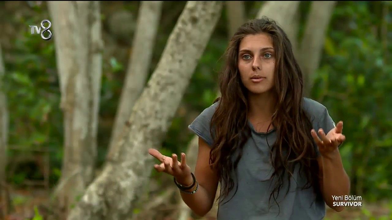 Survivor'daki halini unutun! Tuğçe Melis Demir estetik operasyonlarla bambaşka birine dönüştü 5