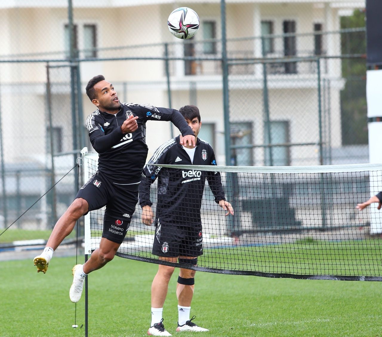 Alex Teixeira hırs küpü... Sambacı, Başakşehir'e bileniyor 1