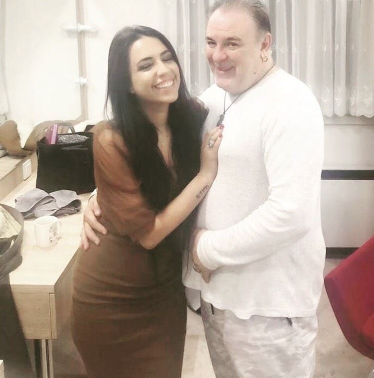 Burak Sergen'i aldatan dört aylık eşi Nihan Ünsal suçüstü yakalandı! İzmirli sevgilisi Özer Kocer ile fotoğrafları ortaya çıktı 19