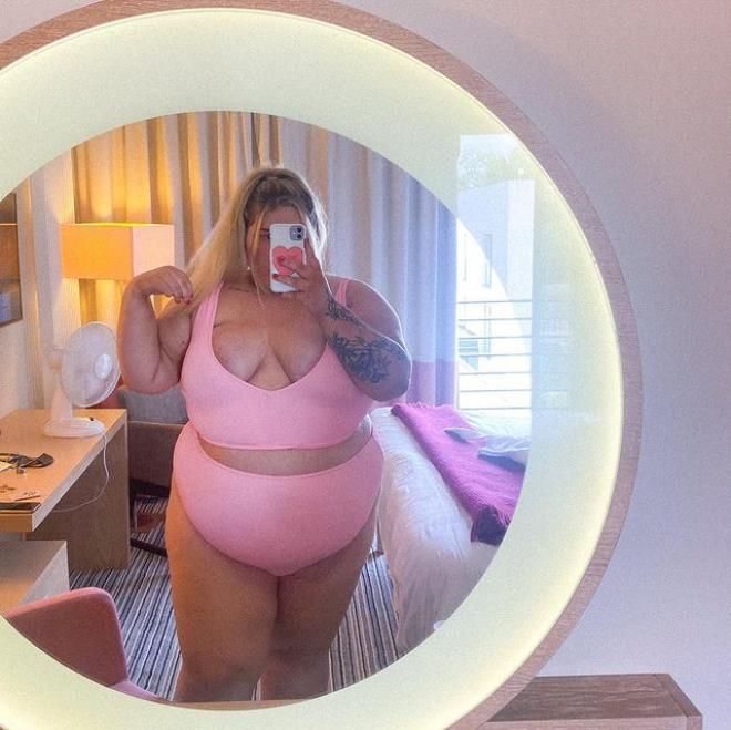 Kilosuyla eleştiri topuna tutulan TikTok fenomeninden ilginç hamle! Fotoğrafı görenler şoke oldu... 9
